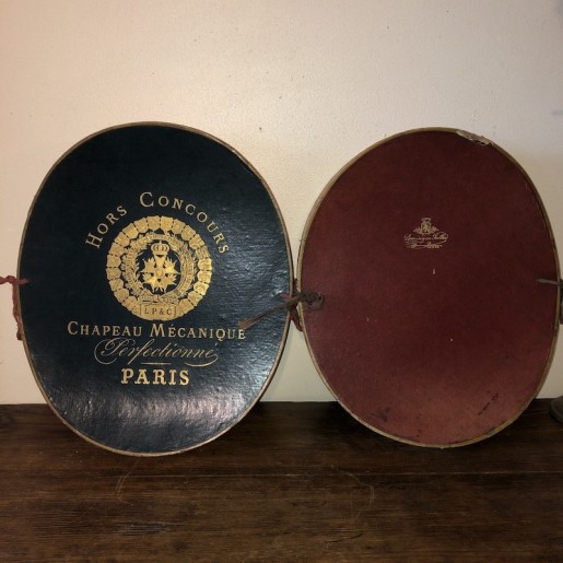 2 old slap hat boxes + 1 slap hat | Mechanical hat Paris