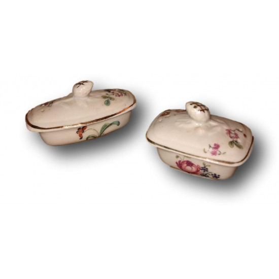 Set of 2 small porcelain toy boxes | Toiletries | Old toy