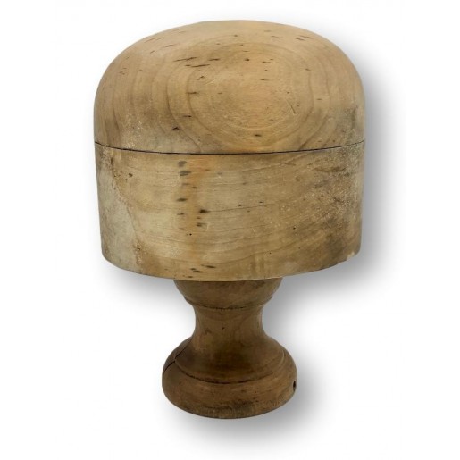 Ancienne forme à chapeau en bois | Sur pied | Objet de curiosité