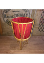 Travailleuse vintage en rotin et tissu rouge
