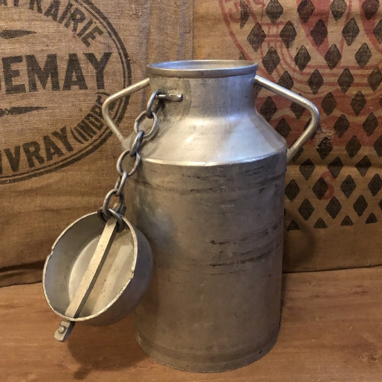 Old large milk container L.P.10 | Old large milk jug