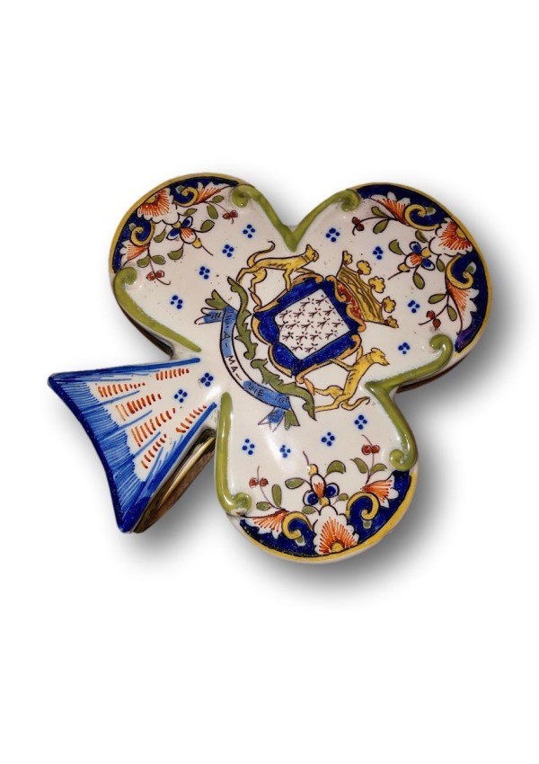 Old earthenware box from Desvres Geo Martel | Length 17.5cm