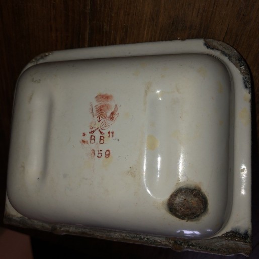 Old Lustucru soap dish | Soap dish in enamelled sheet B. B.