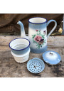 Ancienne cafetière en tôle émaillée bleue et blanche fleurie Japy