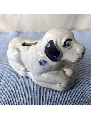 Ancienne tirelire à casser Chien