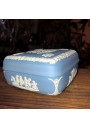 Ancienne boîte wedgwood bleue Shabby Chic