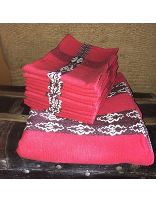 Ancienne nappe rectangulaire Basque et 12 serviettes assorties