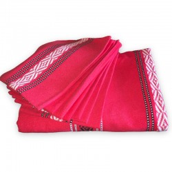 Ancienne nappe rectangulaire rouge Basque et 7 serviettes assorties