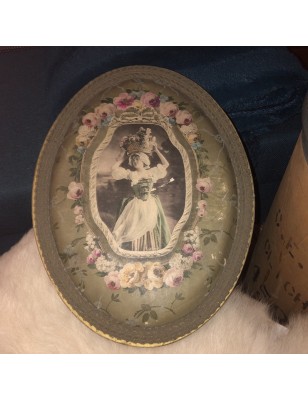 Ancienne boîte ovale en carton "bonbons au chocolat KOHLER"