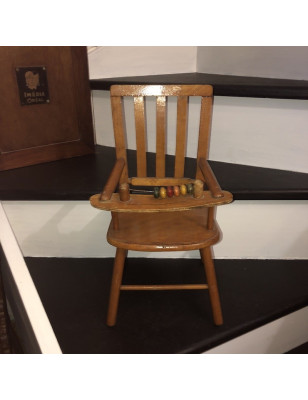 Jouet vintage petite chaise haute de poupée