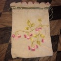 Ancien petit sac pochon en lin brodé fait main