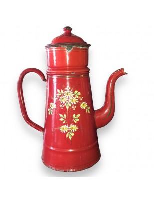 Old coffee maker in red enamelled sheet metal with embossed floral decoration