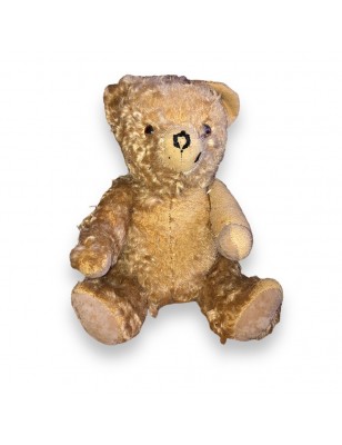 Old little screaming bear with humpback in blond mohair