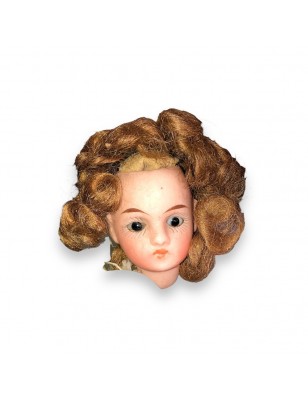 Old closed mouth bisque mignonette head