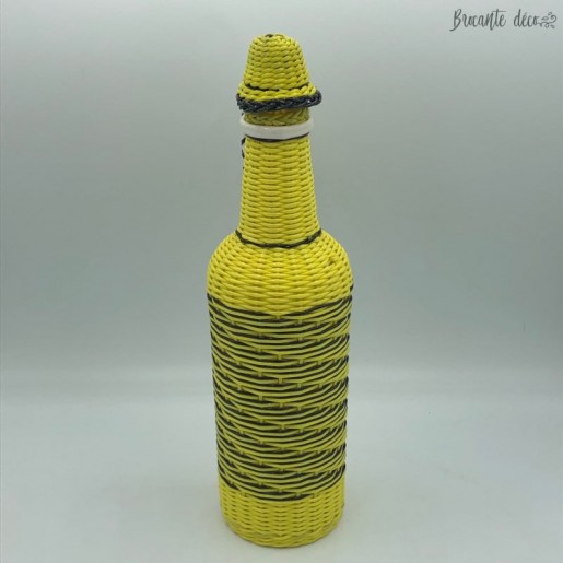 Vintage bottle in yellow and black scoubidou