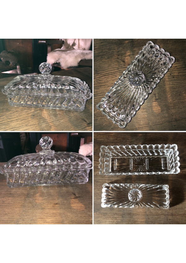 Ancienne boîte en cristal signée Baccarat modèle Bambou