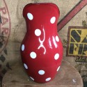 Pichet / Broc en tôle émaillée rouge à pois blancs