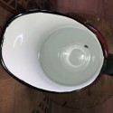 Pichet / Broc en tôle émaillée rouge à pois blancs