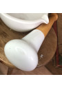Ancien mortier et son pilon en bois et porcelaine