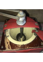 Ancien moulin à café Peugeot rouge Frères en métal et bois