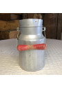 Ancien pot à lait à facettes en aluminium 1,5 litre