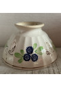 Ancien bol en faïence à facettes décor floral ⌀ 15 cm