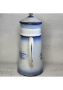 Ancienne cafetière en tôle émaillée blanche et bleue décor Bateaux