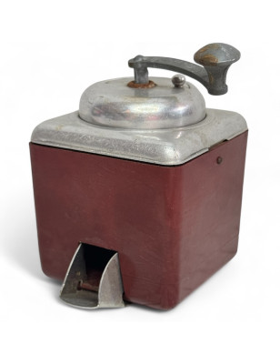 Ancien moulin à café de dinette "L'IDEAL DE POUPETTE"