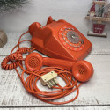 Téléphone vintage orange à cadran SOCOTEL S63