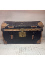 Old doll trunk to restore