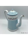 Old enamelled coffeepot garland of roses