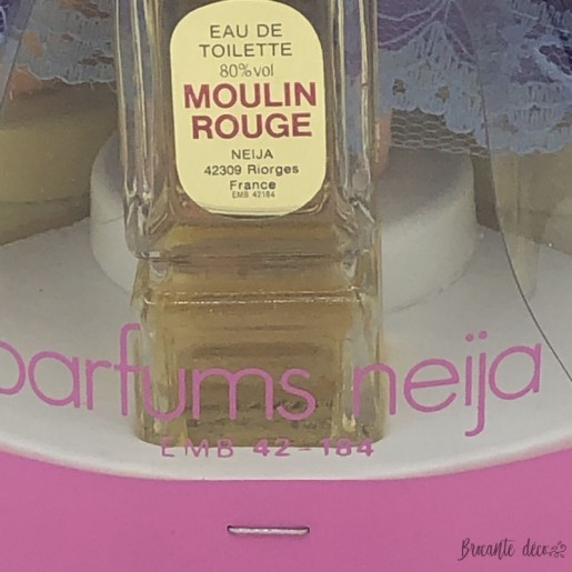 Old box of Moulin Rouge toilet water | Neija Perfumes | With doll