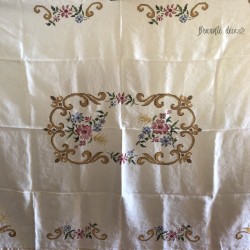 ♔ Old hand-embroidered tablecloth | Cross stitch ♔