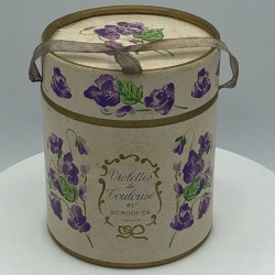 Ancienne boite de parfum "Violette de Toulouse 83° Berdoues France"