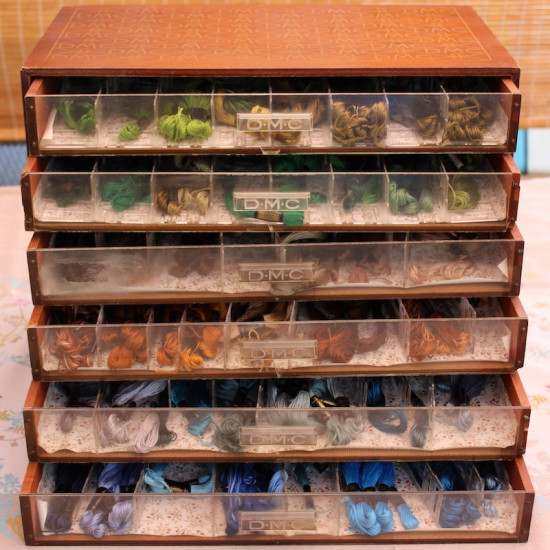 Old small cabinet 6 drawers DMC | With coils skeins DMC | Embroidery | D I Y