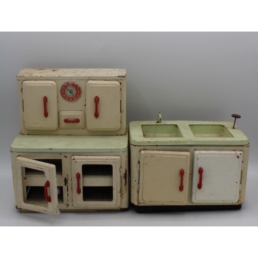 Old toys dinette kitchen items | Manufrance Saint Etienne | Collection