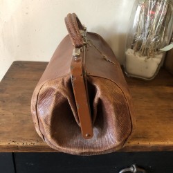 Old leather bag | From doctor or travel | Circa 1920