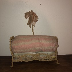 Anciens meubles de poupée | En fil de fer et corde | Pour maison de poupée
