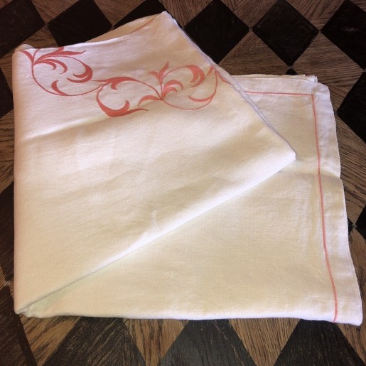 Old white tablecloth | Pink embroidery | Old table linen