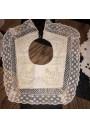 Lot de 4 bavoirs ancien pour bébé avec dentelles et broderies