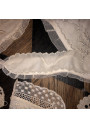 Lot de 4 bavoirs ancien pour bébé avec dentelles et broderies