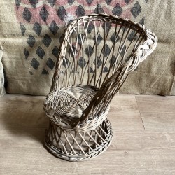 Ancien petit fauteuil style Emmanuelle | En osier | Vintage | Pour plante ou poupée